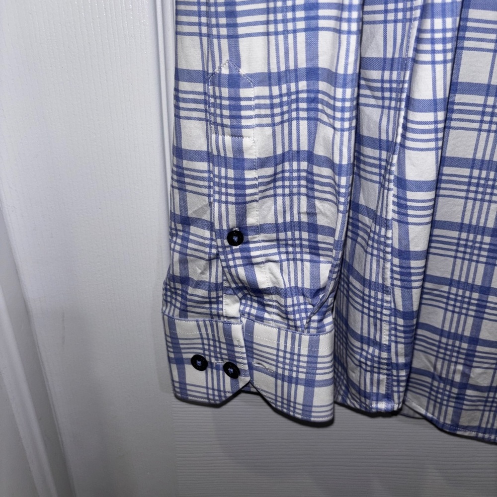 Bugatchi 8 Way Stretch Dress Shirt Mens M Shaped Fit Button Up - Picture 5 of 13